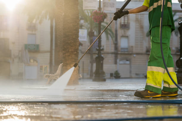 Best Animal Enclosure Cleaning  in Garrison, ND